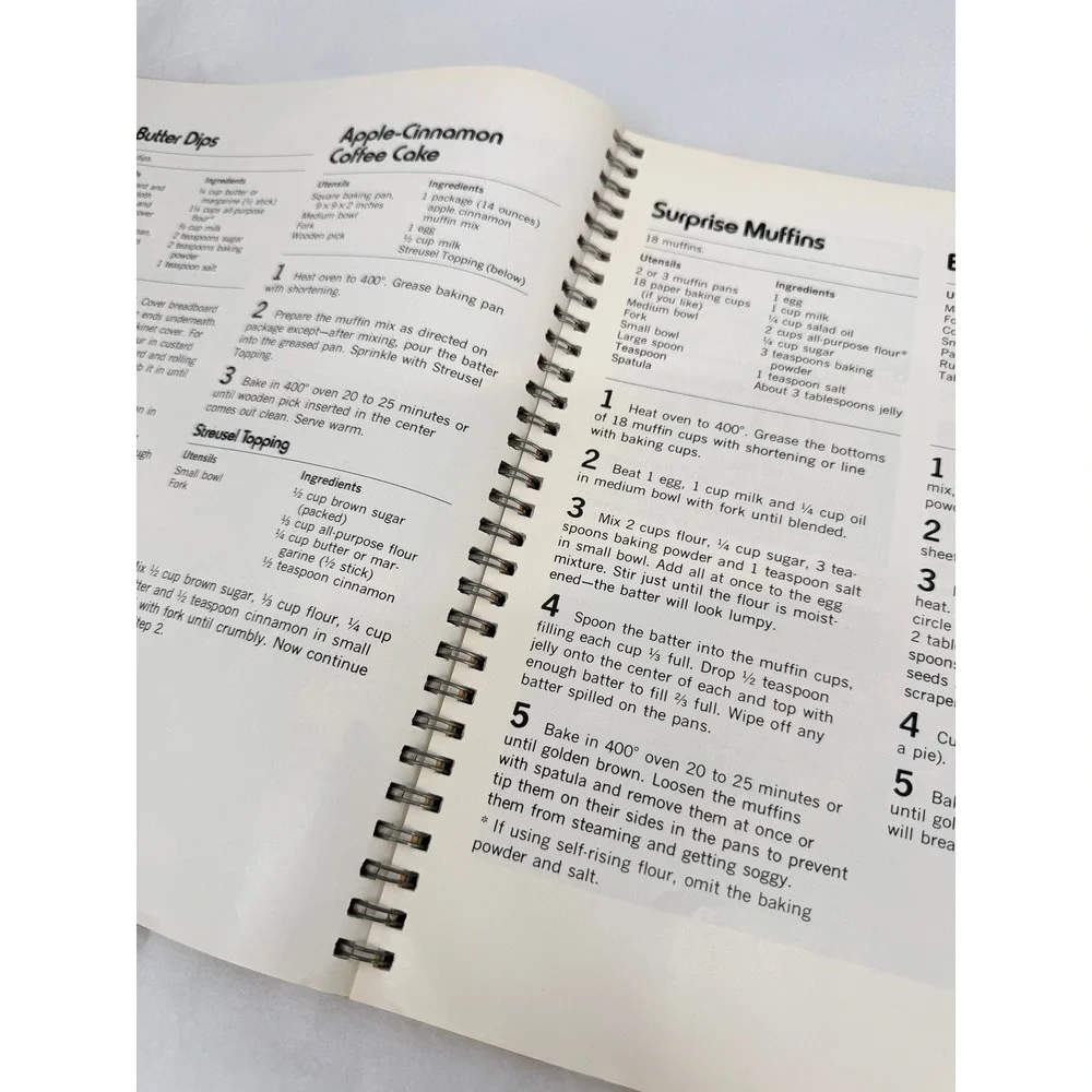 Betty Crocker Cookbook for Boys & Girls VTG 1976 Spiral Bound Recipes ACCEPTABLE
